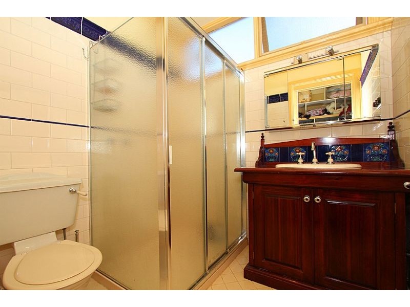 31 Amelia Avenue, Essendon VIC 3040