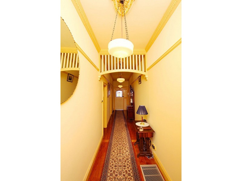 31 Amelia Avenue, Essendon VIC 3040