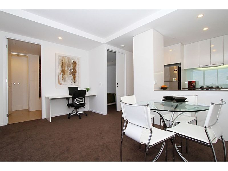 718/38 Mount Alexander Road, Flemington VIC 3031
