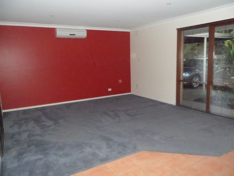 12/2 Mascoma Street, Strathmore VIC 3041