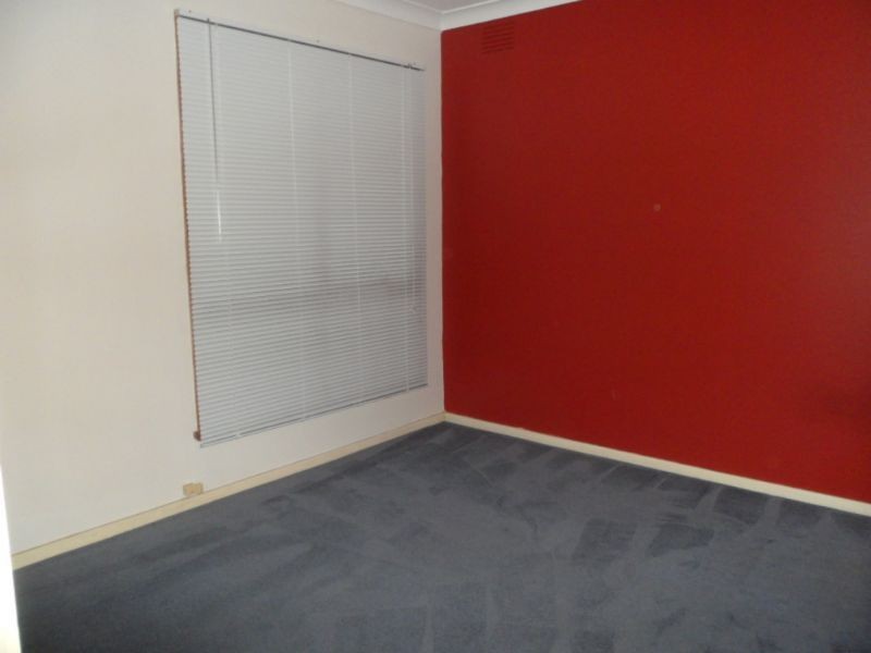 12/2 Mascoma Street, Strathmore VIC 3041