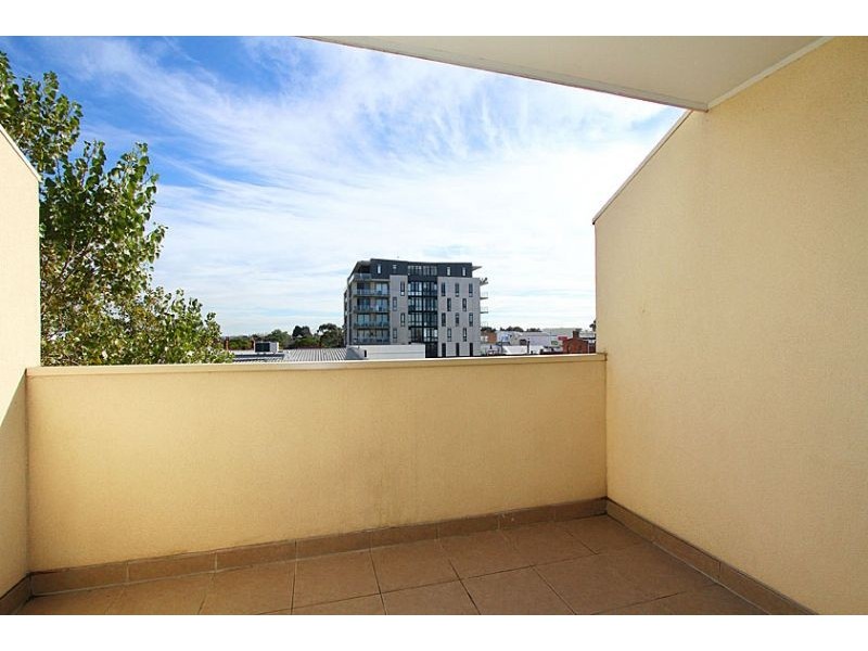 14/40 Young Street, Moonee Ponds VIC 3039