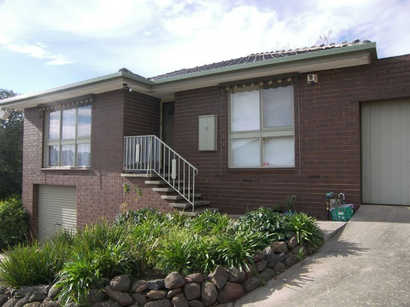 17/16-20 Laurence Avenue, Airport West VIC 3042