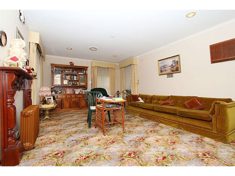 5 Augustines Way, Keilor VIC 3036