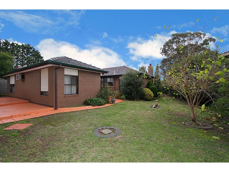 5 Augustines Way, Keilor VIC 3036