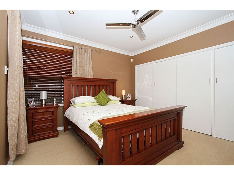 266 Parer Road, Airport West VIC 3042