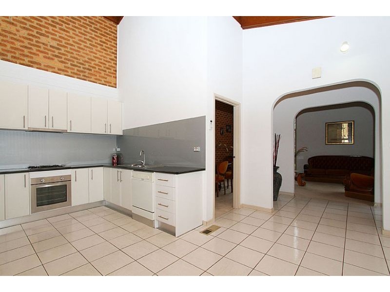 2/1 Tamar Street, Essendon VIC 3040