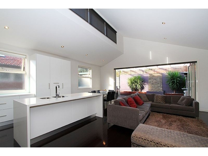 2A Antares Court, Aberfeldie VIC 3040