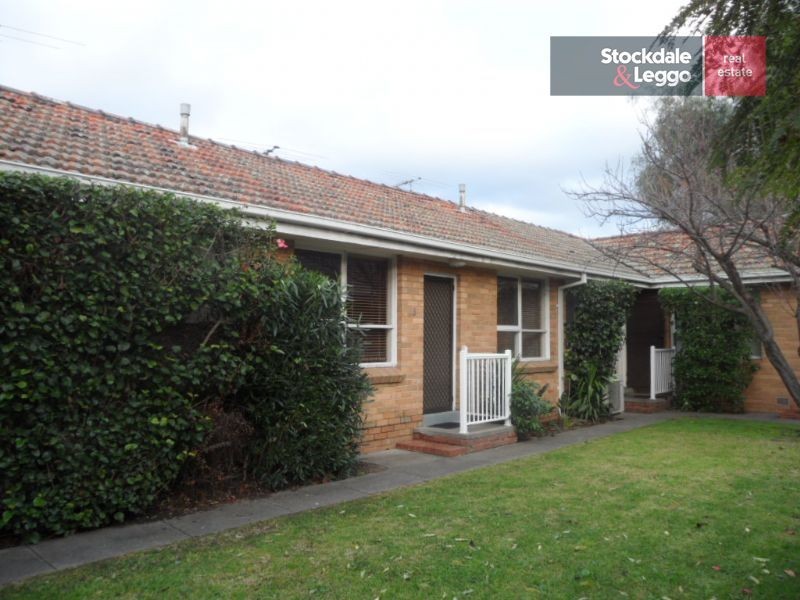 3/16 Vanberg Road, Essendon VIC 3040