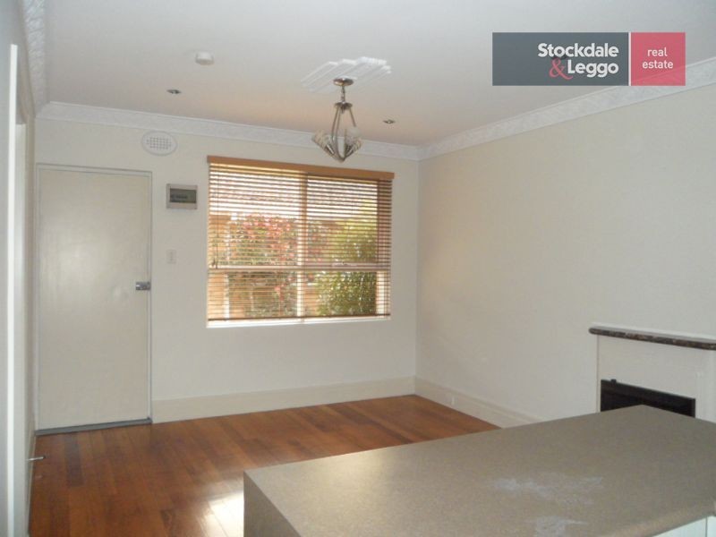 3/16 Vanberg Road, Essendon VIC 3040