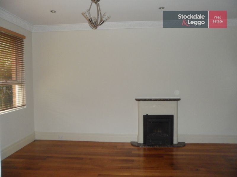 3/16 Vanberg Road, Essendon VIC 3040