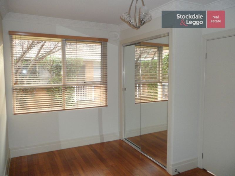 3/16 Vanberg Road, Essendon VIC 3040