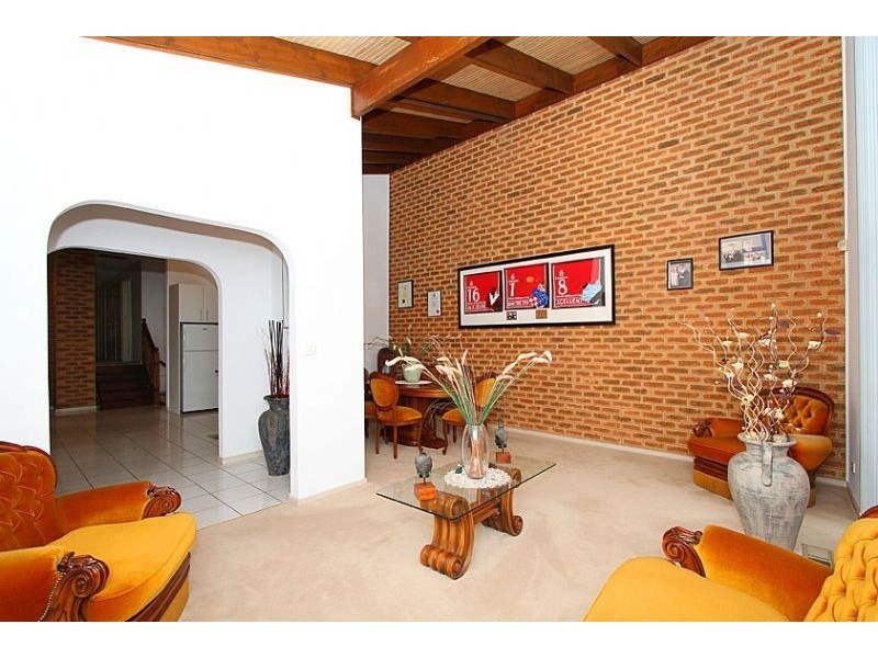 2/1 Tamar Street, Aberfeldie VIC 3040