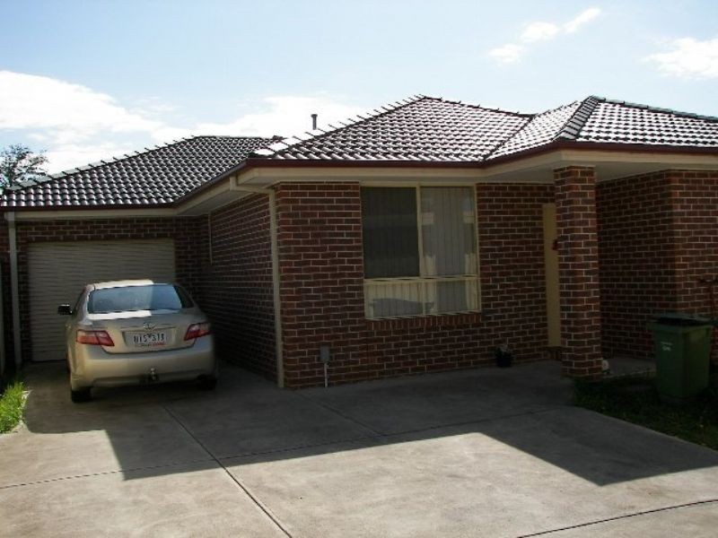 2/16 Martell Street, Broadmeadows VIC 3047