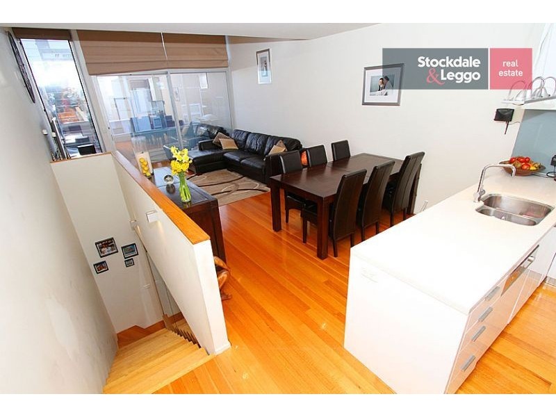 12 Little Dryburgh Street South, North Melbourne VIC 3051