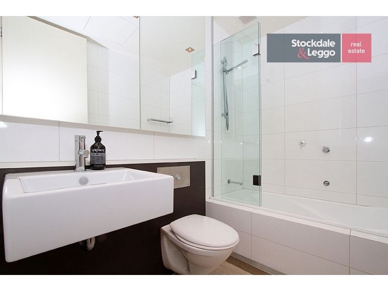 12 Little Dryburgh Street South, North Melbourne VIC 3051