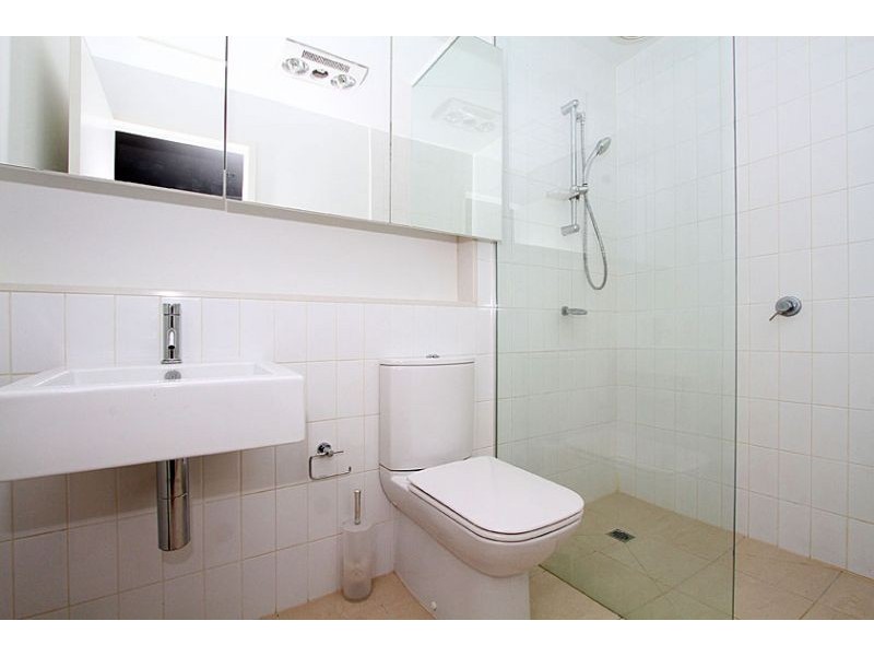 234/68 Mount Alexander Road, Flemington VIC 3031