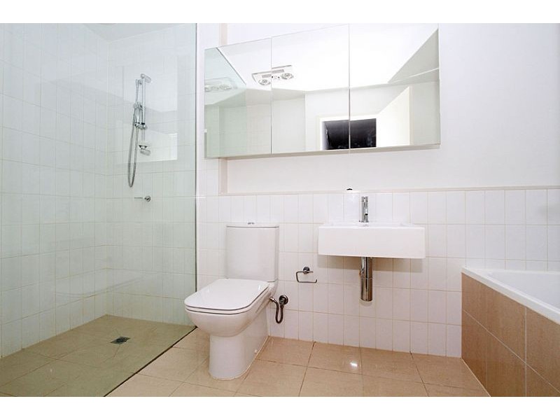 234/68 Mount Alexander Road, Flemington VIC 3031