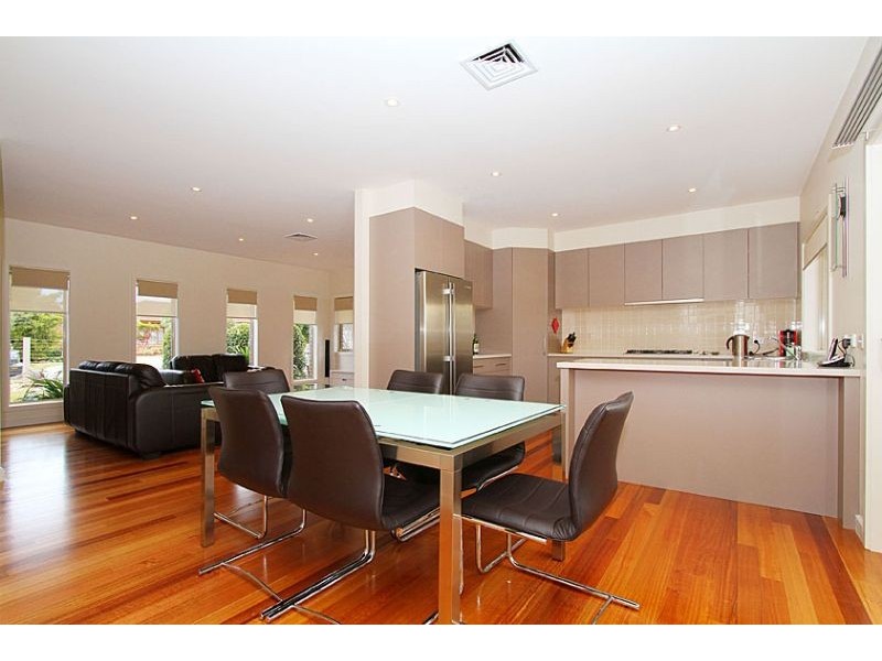 64 Muriel Street, Niddrie VIC 3042