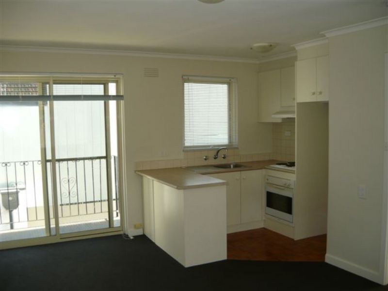 7/137A Woodland Street, Essendon VIC 3040