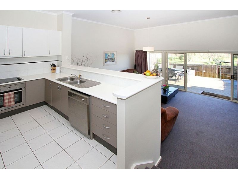 17/77 Coghlan Street, Niddrie VIC 3042