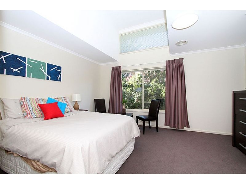 17/77 Coghlan Street, Niddrie VIC 3042