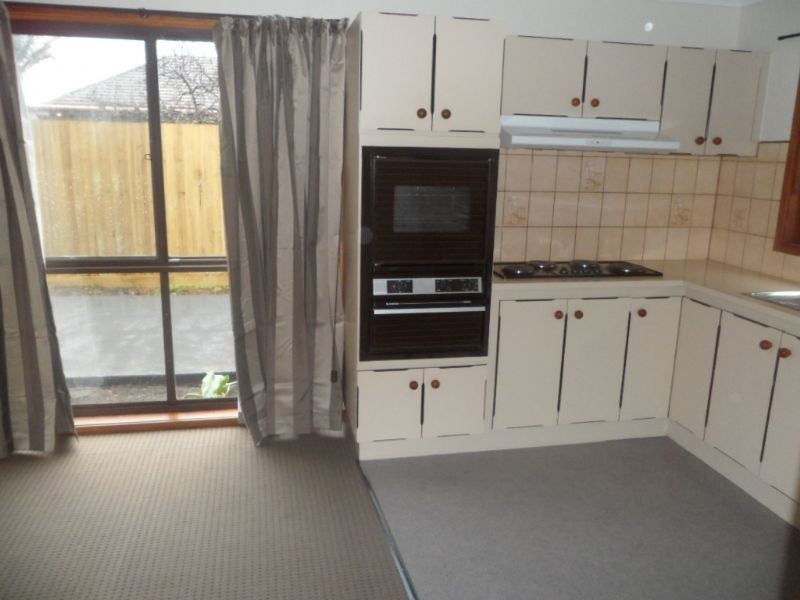 9/76-80 Parer Road, Airport West VIC 3042