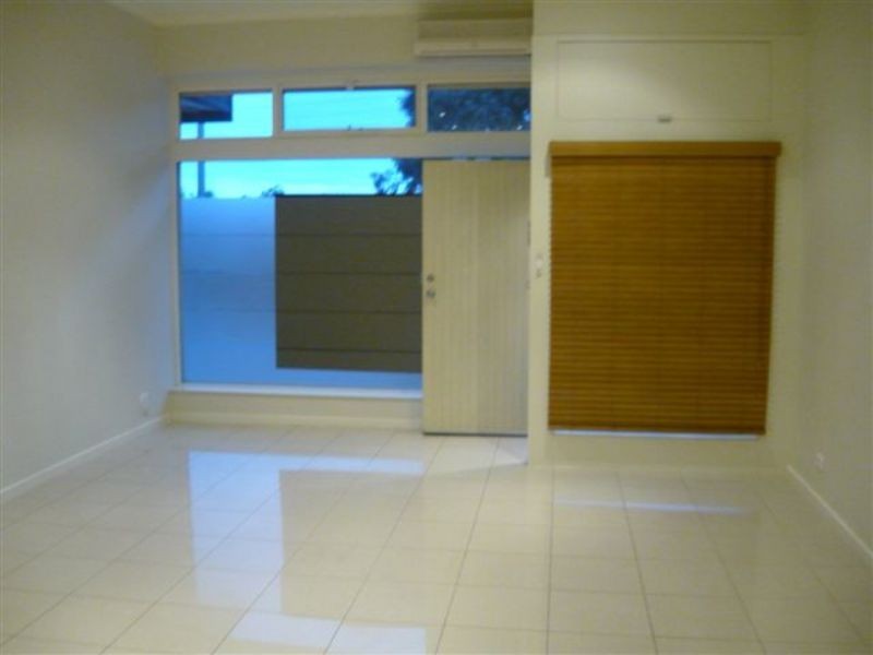 202 Waterloo Road, Oak Park VIC 3046