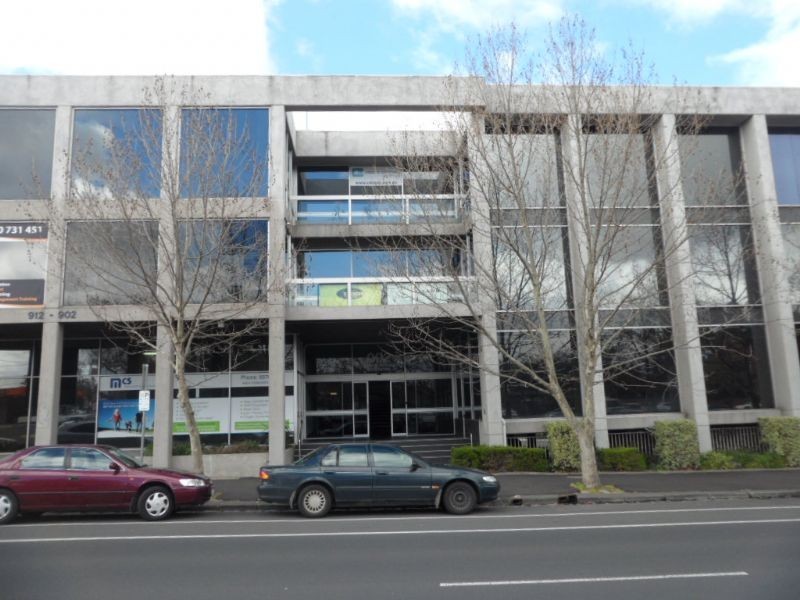 902 Mt Alexander Road, Essendon VIC 3040