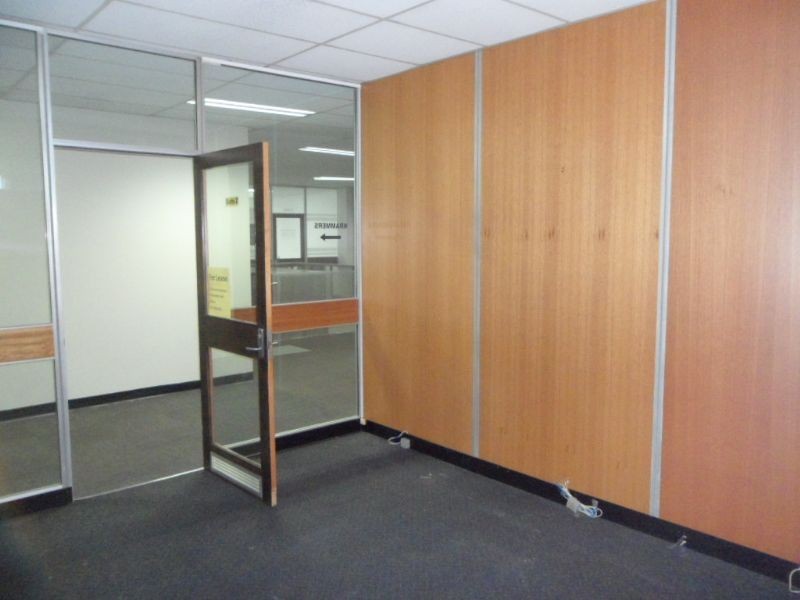 902 Mt Alexander Road, Essendon VIC 3040