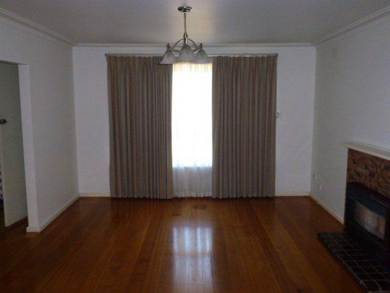 3 Parkview Street, Airport West VIC 3042