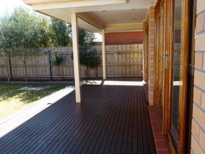 3 Parkview Street, Airport West VIC 3042