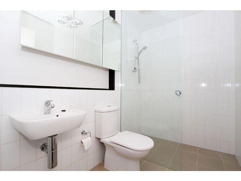 415/66 Mount Alexander Road, Flemington VIC 3031