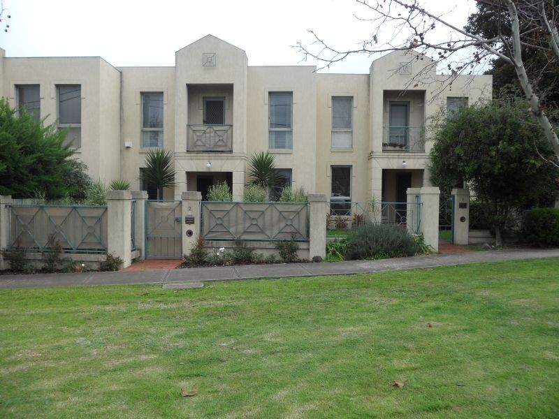 1/89 Bulla Road, Essendon North VIC 3041