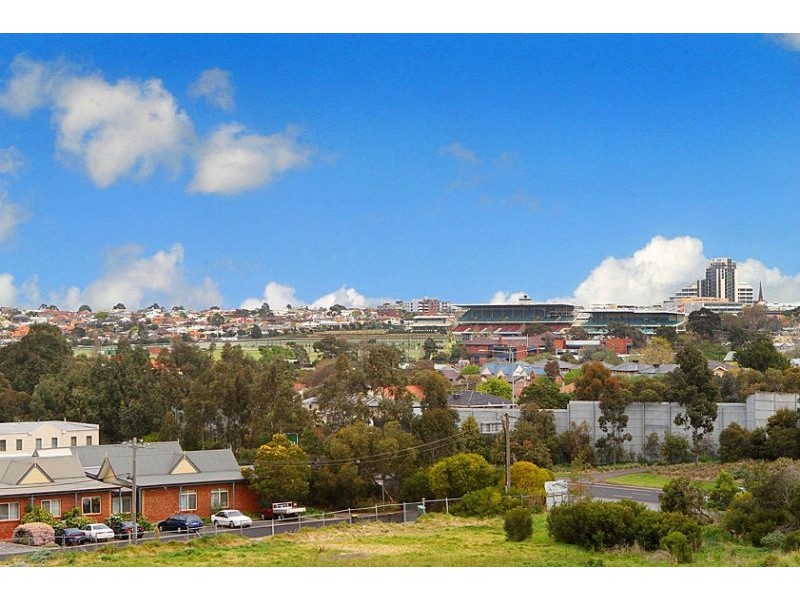 409/2 Olive York Way, Brunswick West VIC 3055