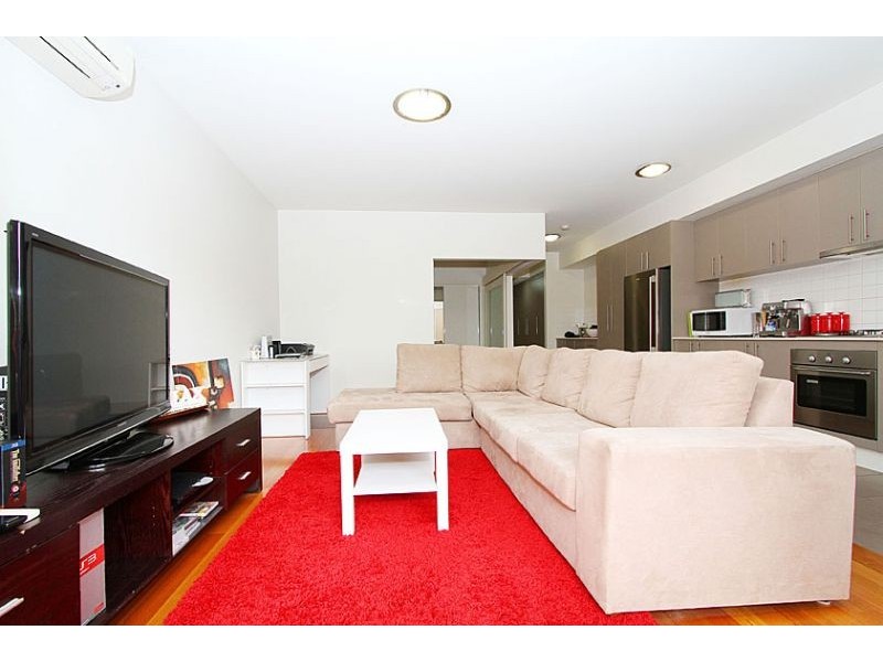 2/57 Homer Street, Moonee Ponds VIC 3039