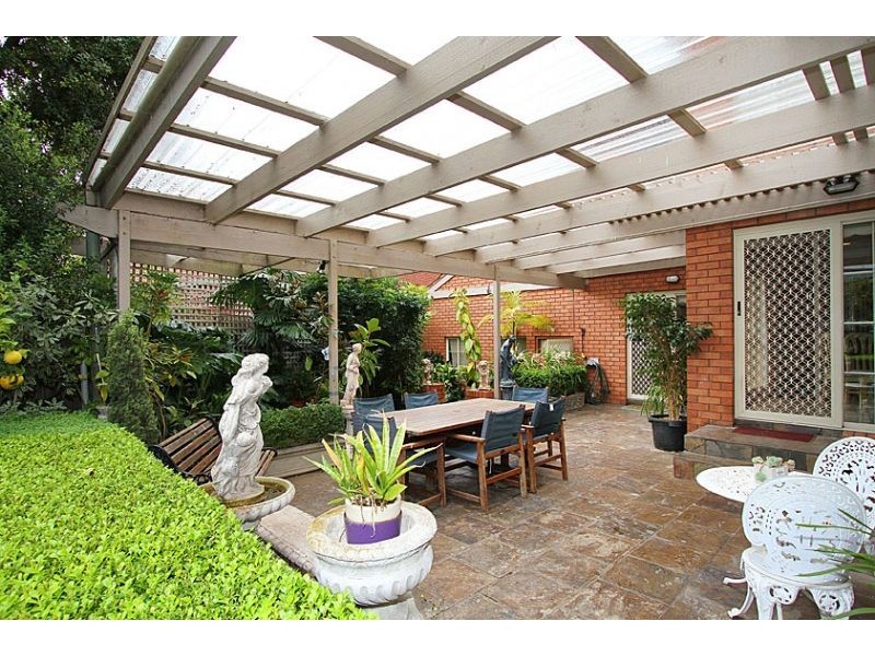 46 Rutherglen Way, Taylors Lakes VIC 3038