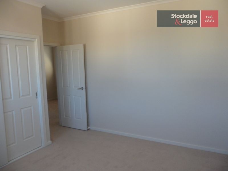 3/1A Thorogood Court, Taylors Lakes VIC 3038