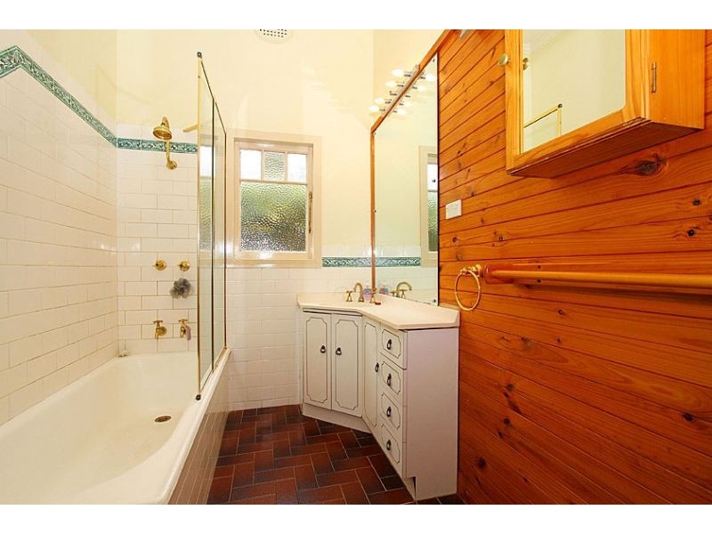 125 Vine Street, Moonee Ponds VIC 3039
