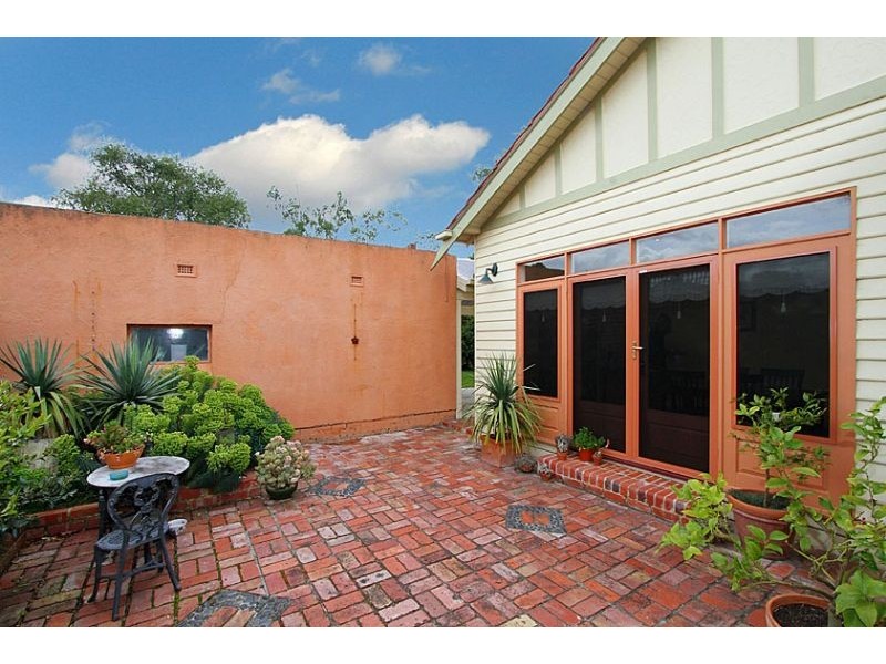 125 Vine Street, Moonee Ponds VIC 3039
