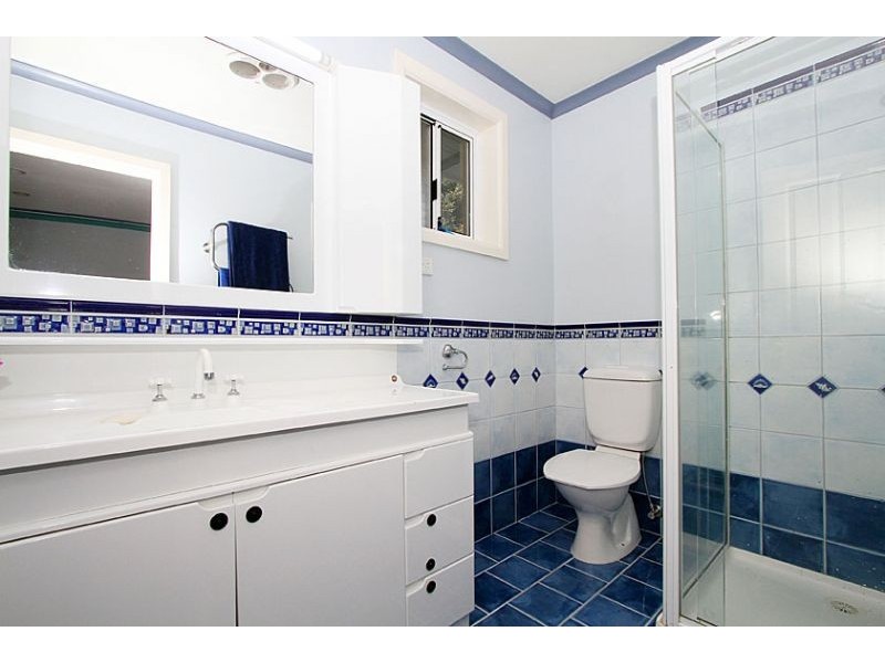 5/16 Woodvale Close, Essendon VIC 3040