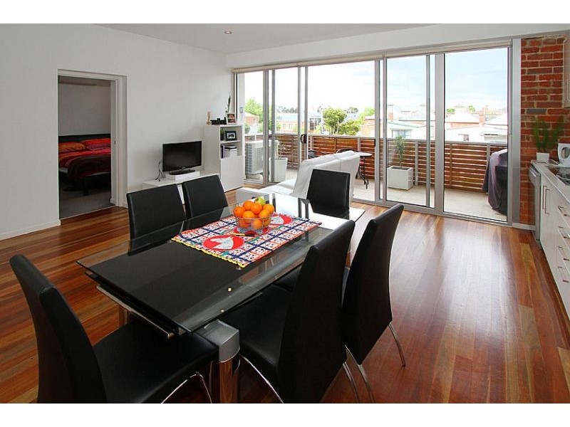 218/89 Raleigh Street, Essendon VIC 3040