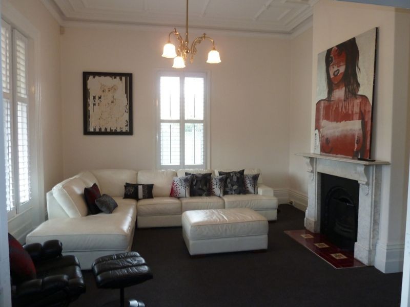 37 Lincoln Road, Essendon VIC 3040