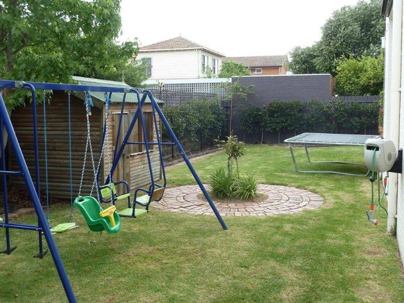 37 Lincoln Road, Essendon VIC 3040