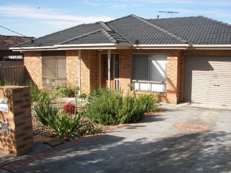 1/239 Melrose Drive, Tullamarine VIC 3043