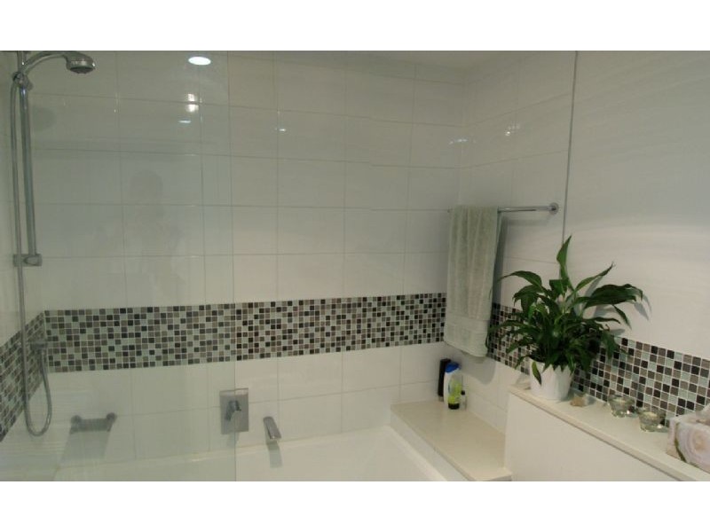 233/100 Plenty Road, Preston VIC 3072