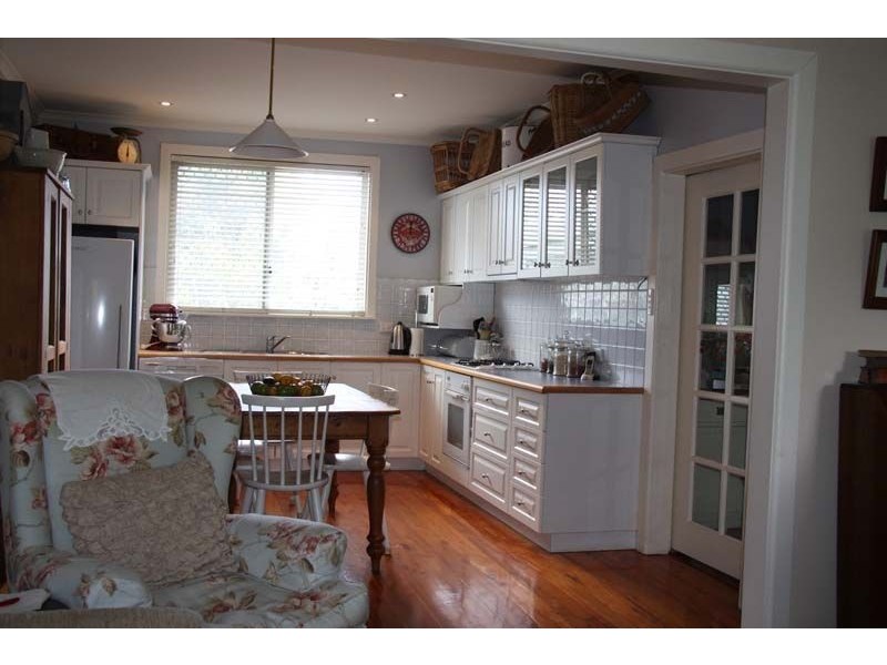 125 Deakin Street, Essendon VIC 3040