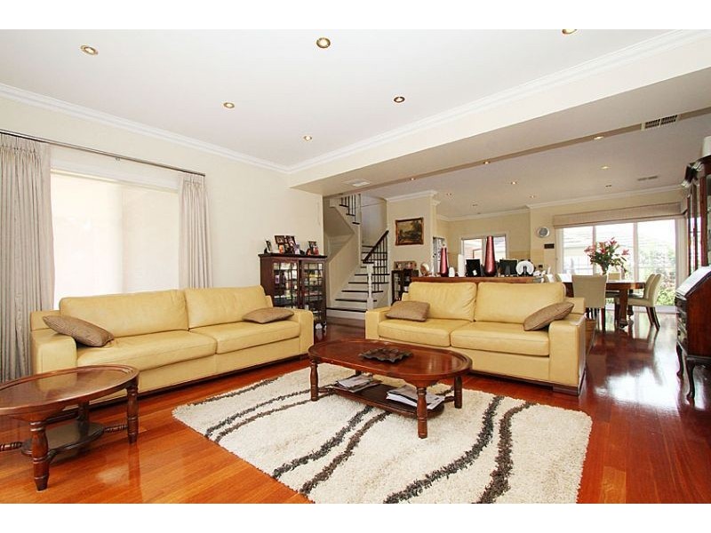 87 Nimmo Street, Essendon VIC 3040