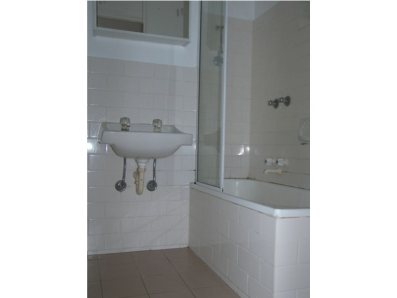 12/164 Napier Street, Essendon VIC 3040