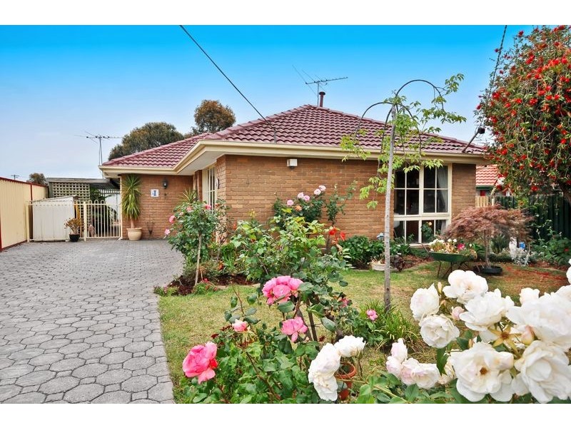 4 Scenic Place, Kealba VIC 3021